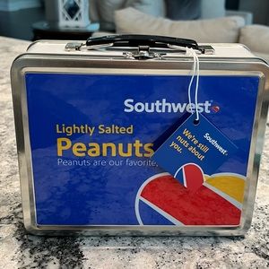Southwest Airlines lunch box